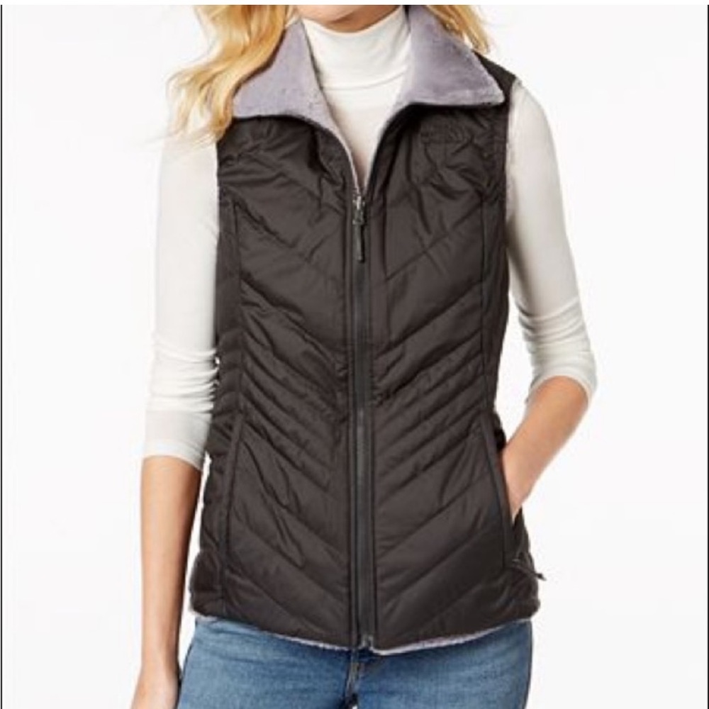 North Face reversible vest